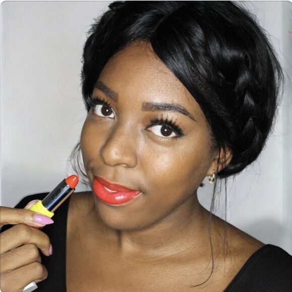 MAC Powderkiss Limited Edition Lipstick in Playing Koi - Picture 7 of 13